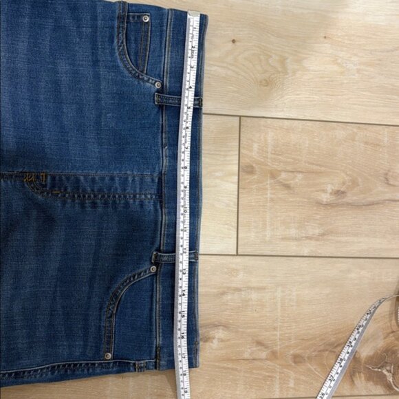 Spanx EveryWEAR FLARE High-Rise Stretch-Denim Jeans - Picture 9 of 11